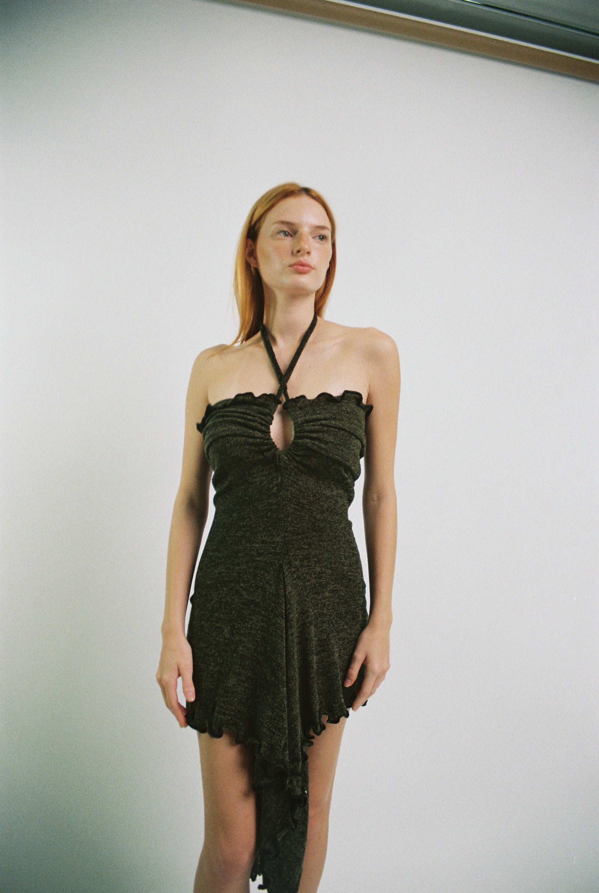 she shell dress Embellished Conch Shell Dress with Ruffled Tulle Sleeve L