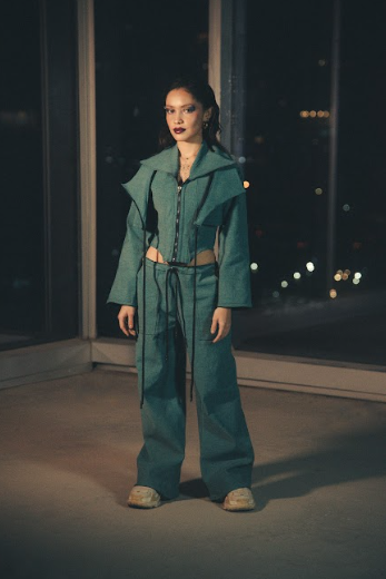 THE GREENER PANT (THE GRASS IS GREENER SET)